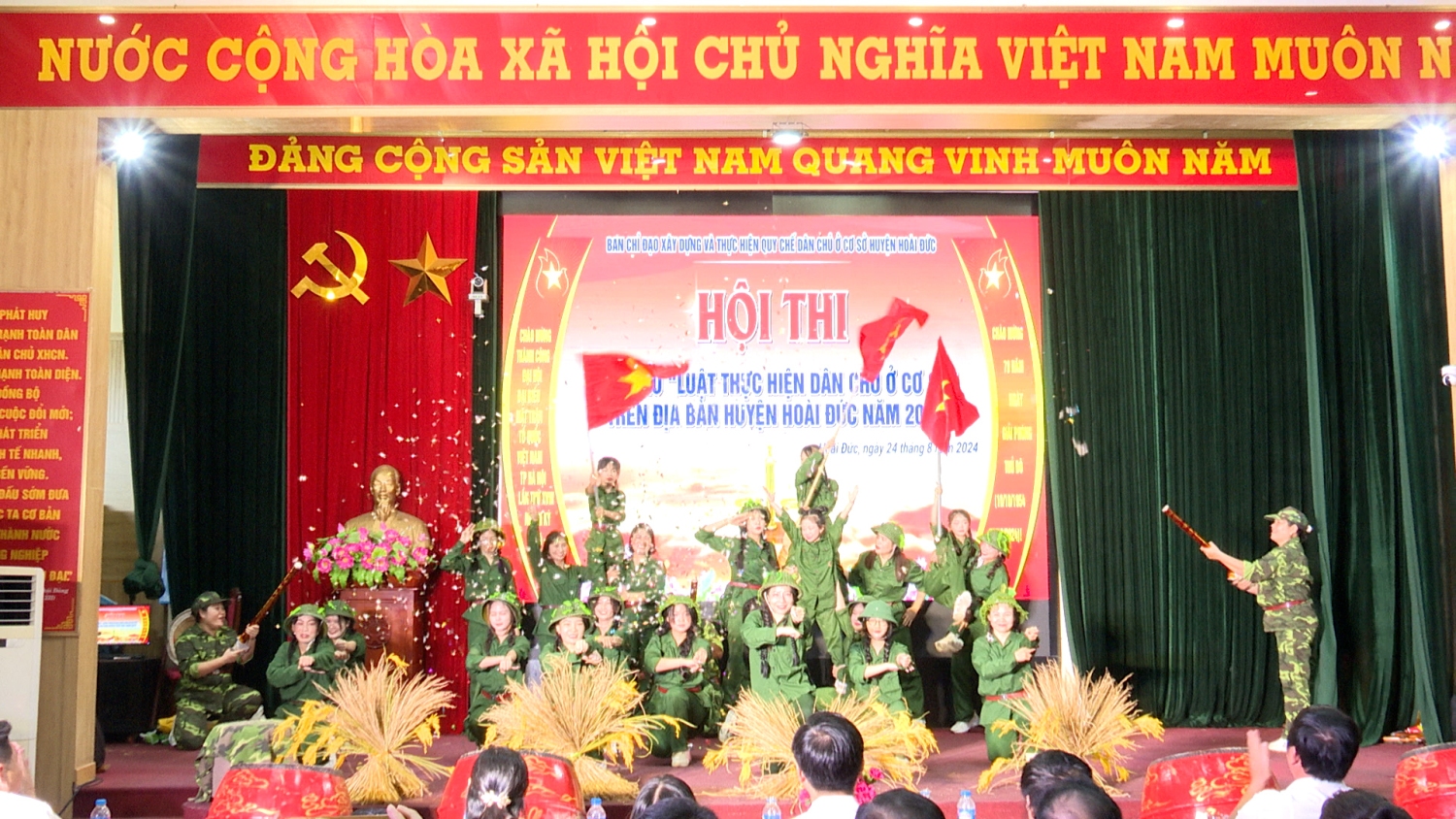 Hội thi tìm hiểu “Luật thực hiện dân chủ ở cơ sở” trên địa bàn huyện Hoài Đức năm 2024 cụm 2